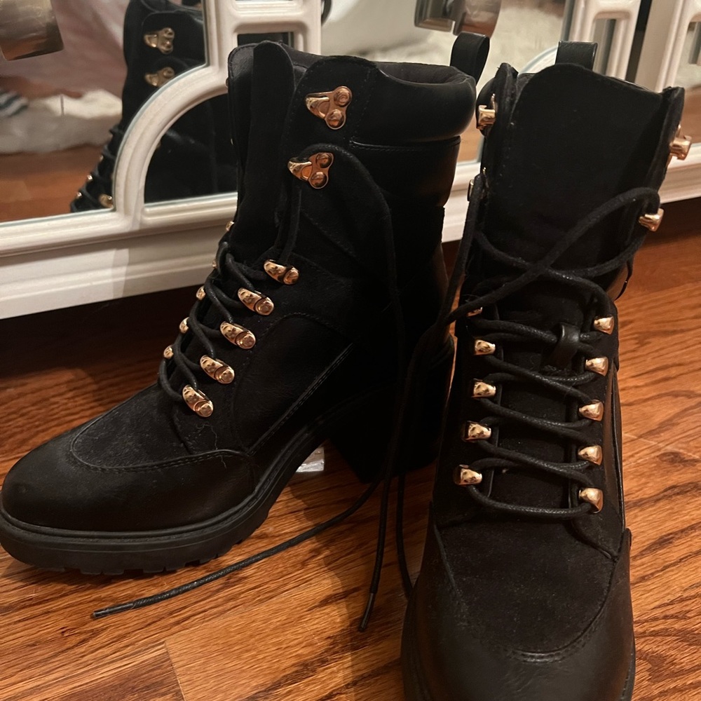 Ankle boots